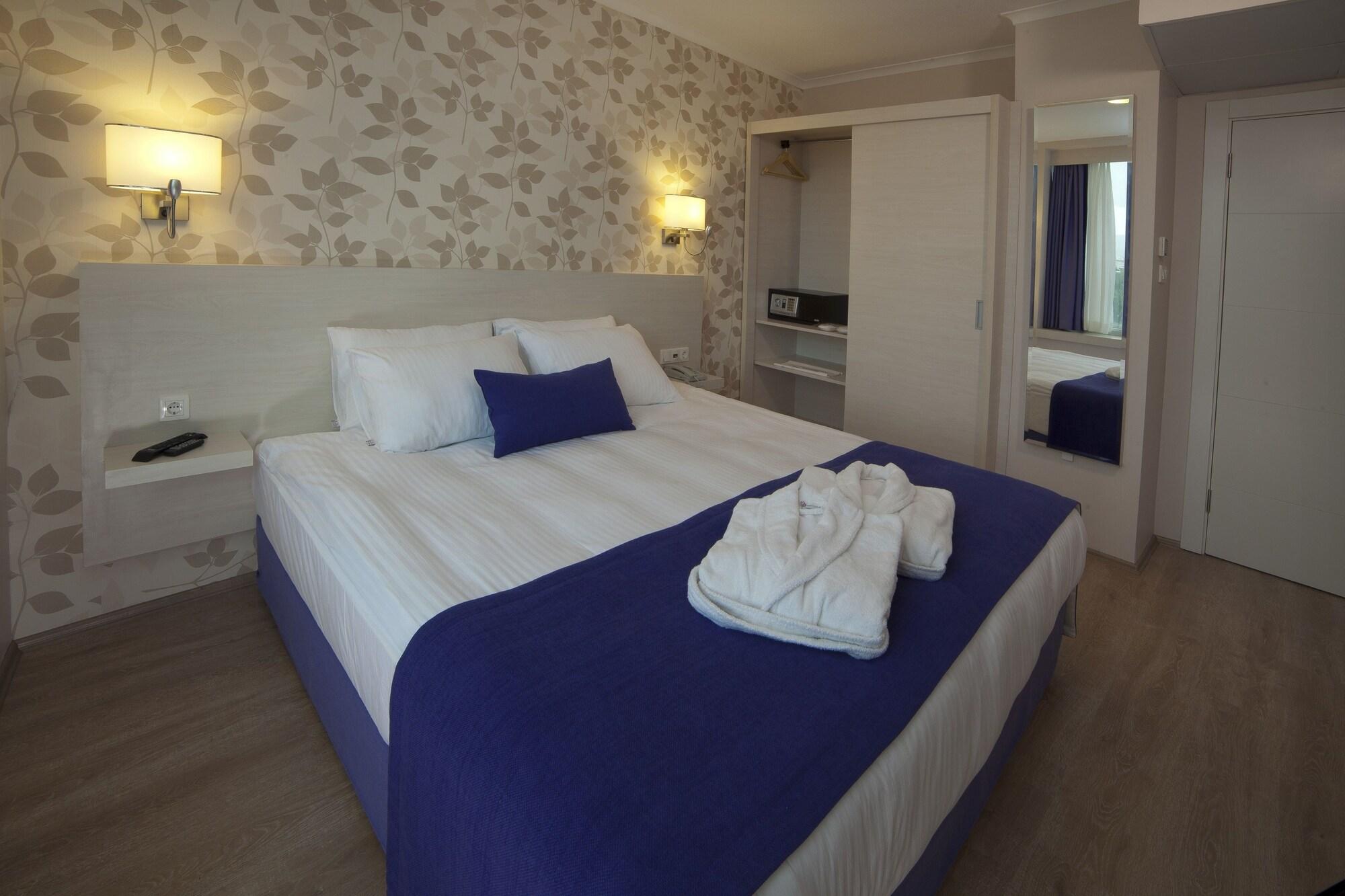 Walk In Hotel Σμύρνη Εξωτερικό φωτογραφία
