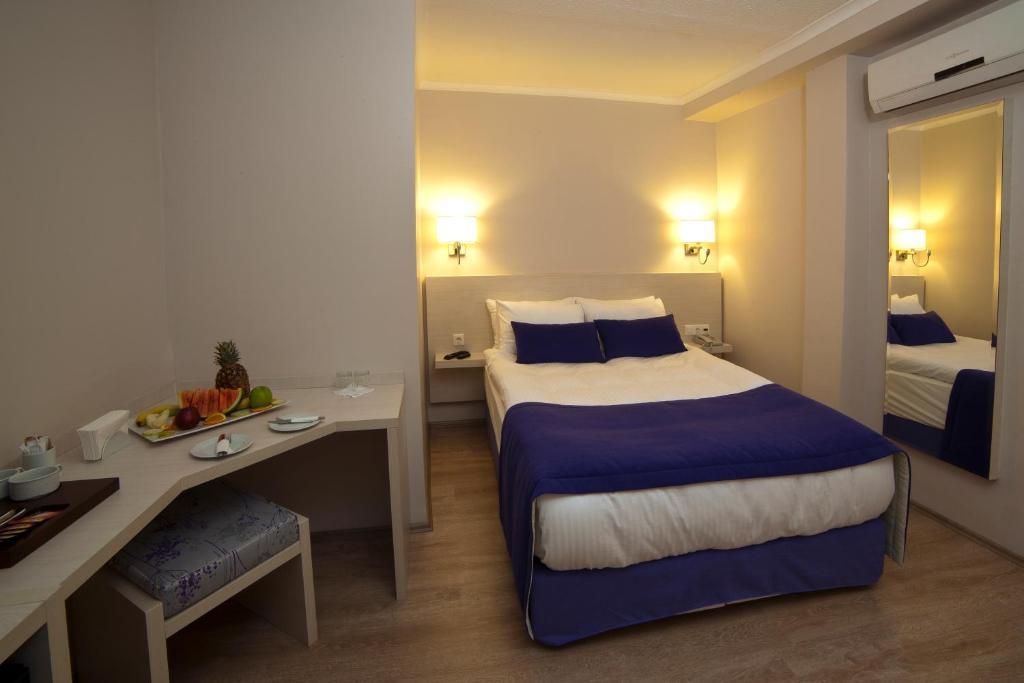 Walk In Hotel Σμύρνη Εξωτερικό φωτογραφία