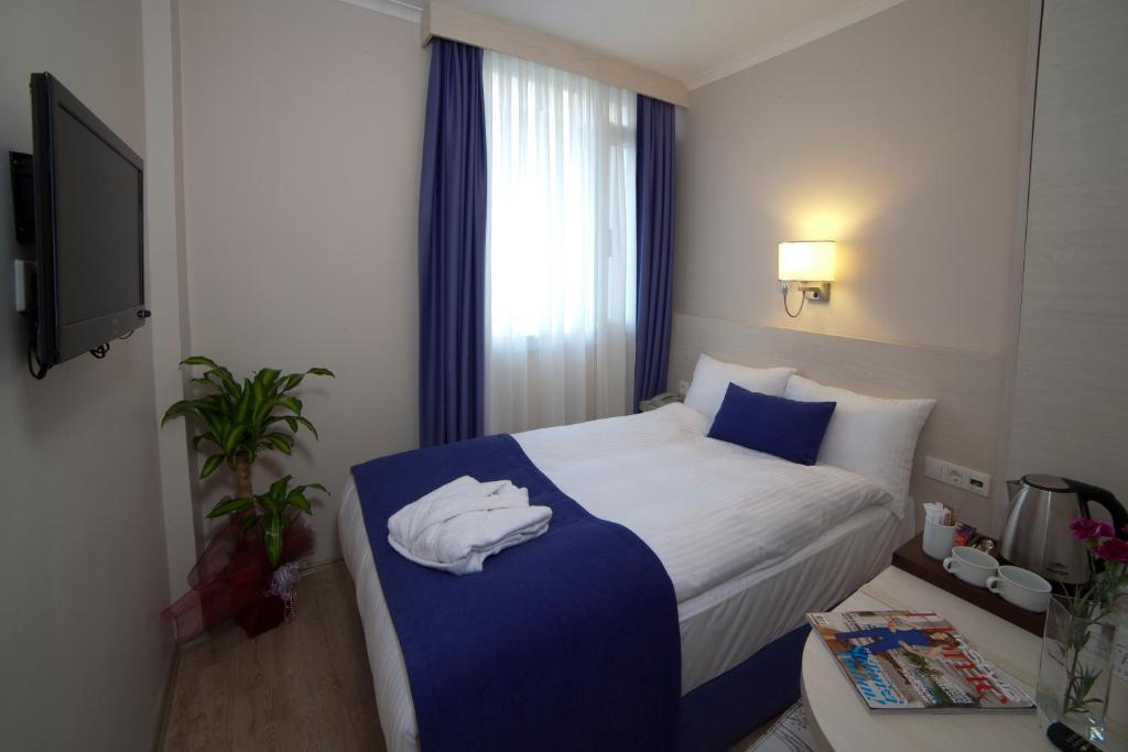 Walk In Hotel Σμύρνη Δωμάτιο φωτογραφία