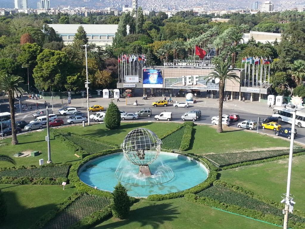 Walk In Hotel Σμύρνη Εξωτερικό φωτογραφία
